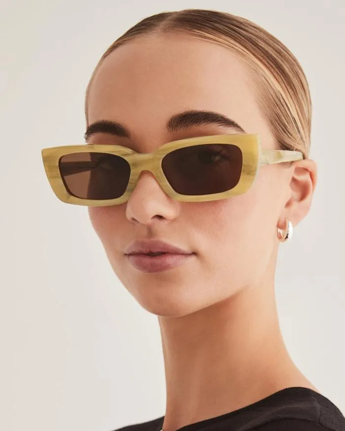 Accessories Billini Banb Eyewear THE BUNDCHEN BLONDE SWIRLCHOCOLATE