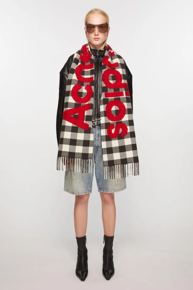 Acne Studios Check Logo Scarf Carbon Greyred Women Scarves Acne Studios Check Logo Scarf Carbon Greyred Women Scarves