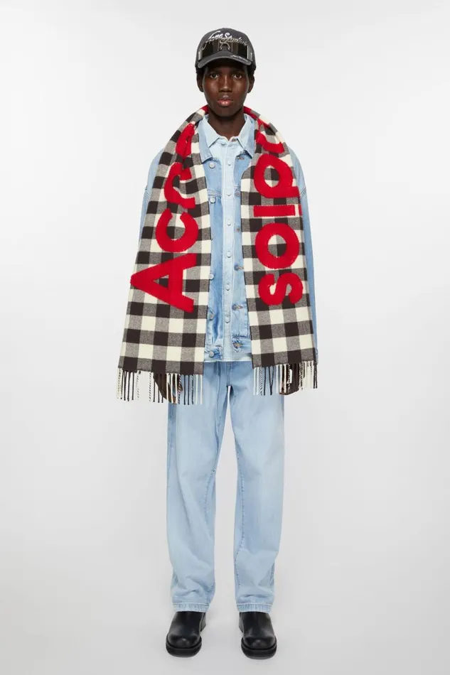 Acne Studios Check Logo Scarf Carbon Greyred Women Scarves Acne Studios Check Logo Scarf Carbon Greyred Women Scarves