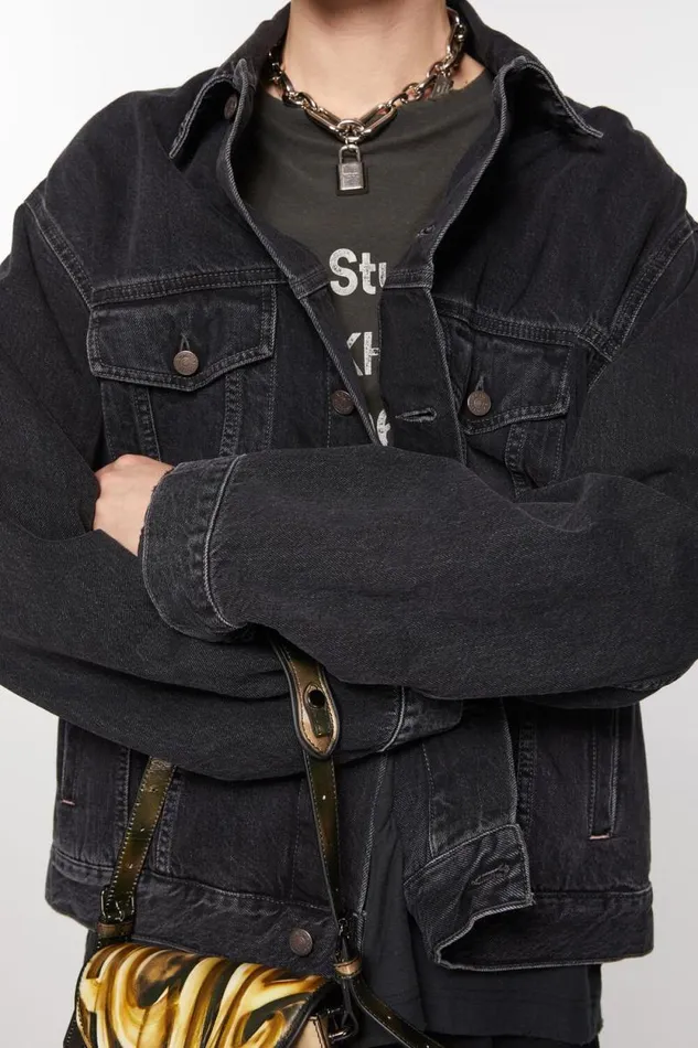 Acne Studios Denim Jacket 8211 Relaxed Fit Black Men Outerwear Acne Studios Denim Jacket 8211 Relaxed Fit Black Men Outerwear