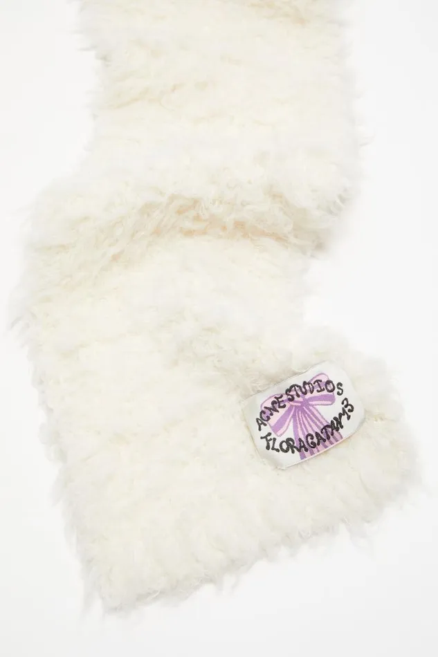 Acne Studios Fluffy Scarf 8211 Narrow White Women Scarves Acne Studios Fluffy Scarf 8211 Narrow White Women Scarves