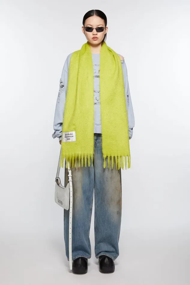 Acne Studios Fringe Alpaca Scarf Neon Green Men Scarves Acne Studios Fringe Alpaca Scarf Neon Green Men Scarves