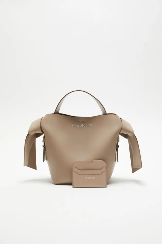 Acne Studios Leather Card Holder Taupe Beige Women Small Leather Goods Acne Studios Leather Card Holder Taupe Beige Women Small Leather Goods