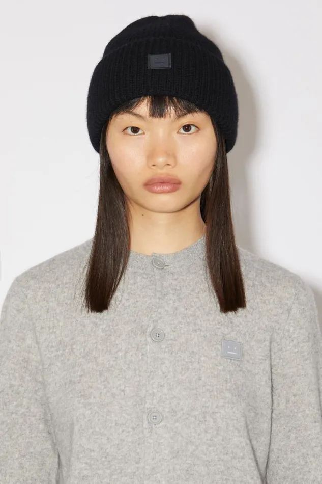Acne Studios Small Face Logo Beanie Black Men Hats Acne Studios Small Face Logo Beanie Black Men Hats