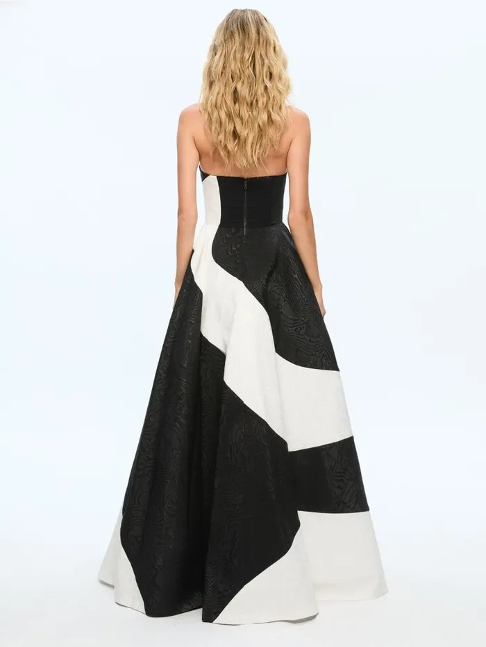 Alice Olivia BRIDGETTE STRAPLESS COLORBLOCK FLARED MAXI GOWN Blackoff White Women Dresses