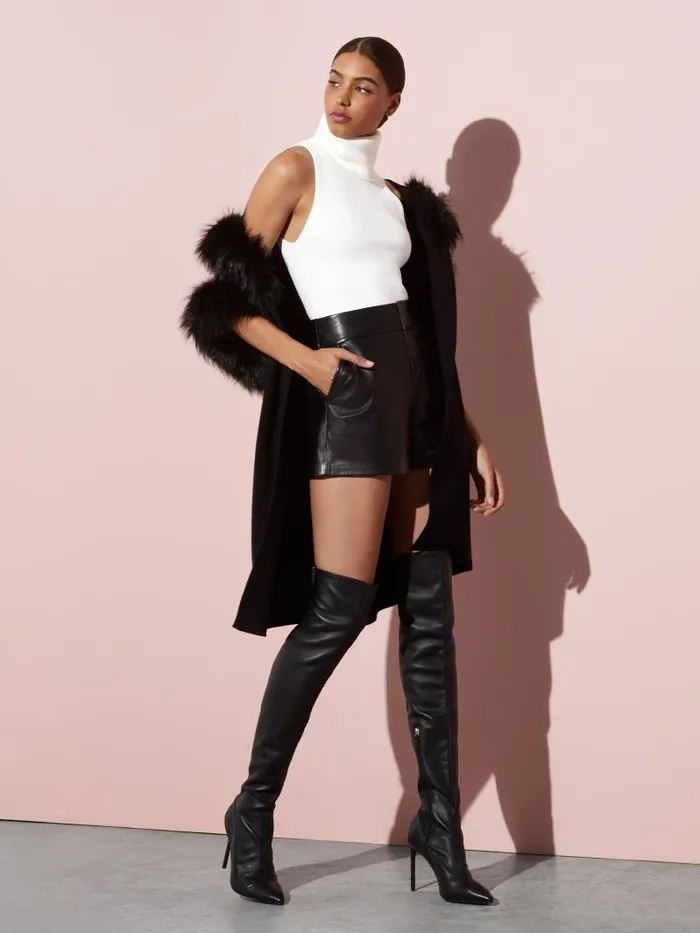 Alice Olivia CADY HIGH WAISTED LEATHER SHORT Black Women Shorts