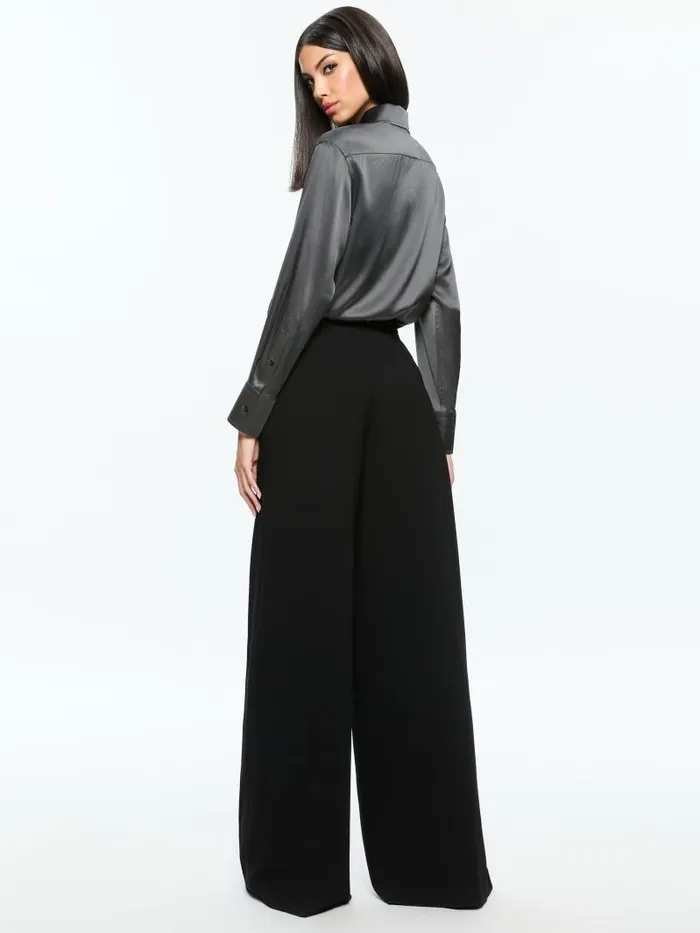 Alice Olivia PERFECT BUTTON DOWN Charcoal Women Tops