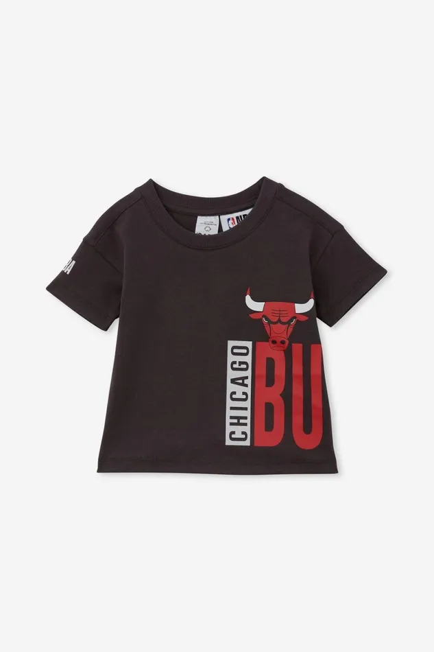 Baby Tops Jackets and Sweaters Cotton On Andie Drop Shoulder Tee Lcn Lcn Nba Phantomchicago Bulls Oversized Logo Baby Tops Jackets and Sweaters Cotton On Andie Drop Shoulder Tee Lcn Lcn Nba Phantomchicago Bulls Oversized Logo