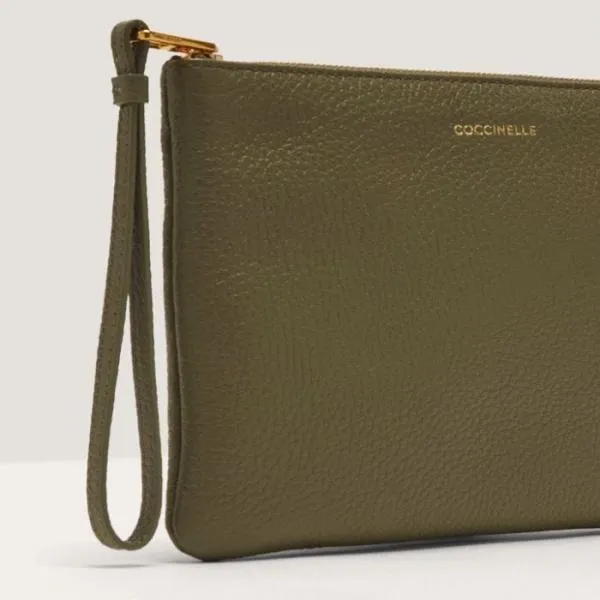 Coccinelle Alisas Medium Laurel Green Women Coccinelle Pochette Coccinelle Alisas Medium Laurel Green Women Coccinelle Pochette