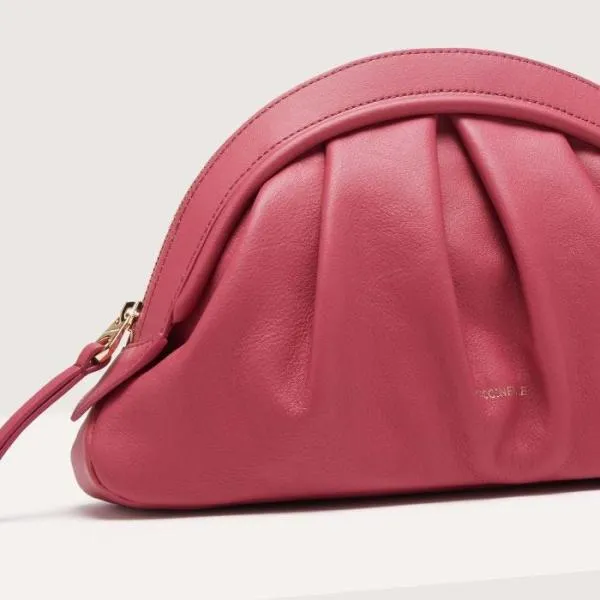 Coccinelle Cheek Smooth Medium Rosewood Women Coccinelle Clutch Coccinelle Cheek Smooth Medium Rosewood Women Coccinelle Clutch