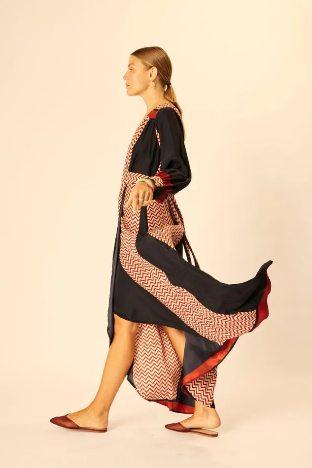 Dresses Shop Natalie Martin KATE LONG SLEEVE MAXI Block Zigzag Noire