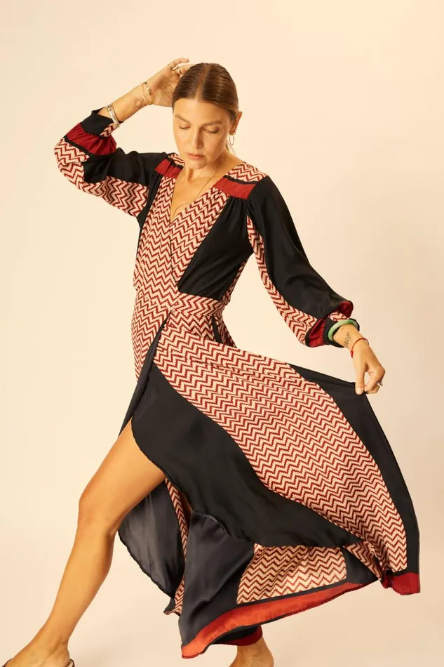Dresses Shop Natalie Martin KATE LONG SLEEVE MAXI Block Zigzag Noire