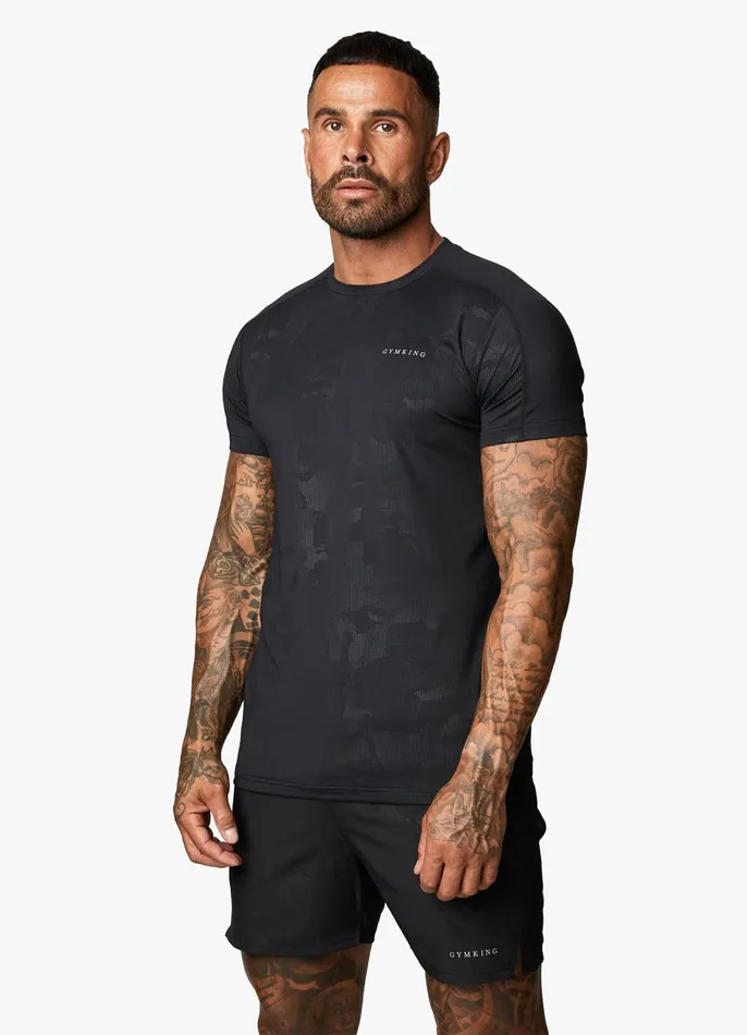 Gym King Gymwear Men Debossed Camo SS Tee 8211 Black