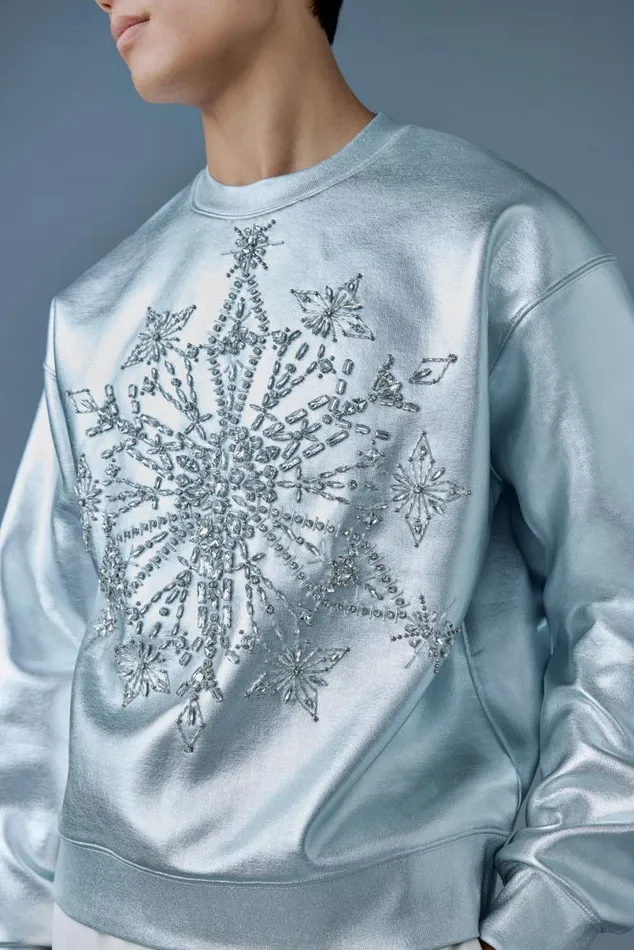 Hoodies and Tops Men Mackage MAZI Snowflake Diamante Appliqu Sweater Silver Hoodies and Tops Men Mackage MAZI Snowflake Diamante Appliqu Sweater Silver