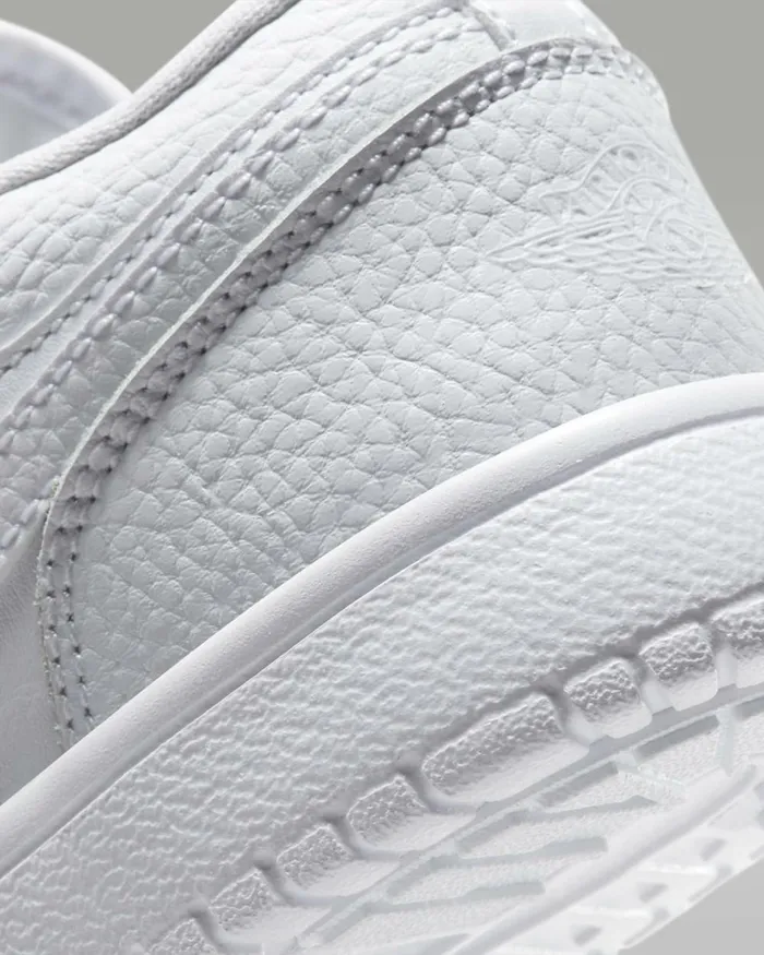 Kids Nike Jordan Jordan 1 Low Alt Whitewhitewhite