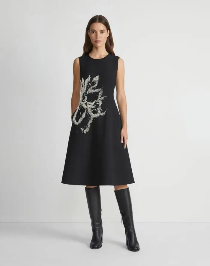 Lafayette 148 New York HandBeaded Rose WoolSilk Crepe Sleeveless Dress Black Ready To Wear Dresses