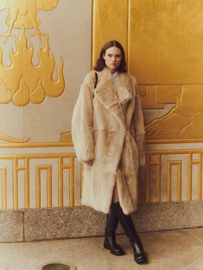 Lafayette 148 New York Long Hair Shearling Reversible Oversized Coat Dune Ready To Wear Leathers and Suedes