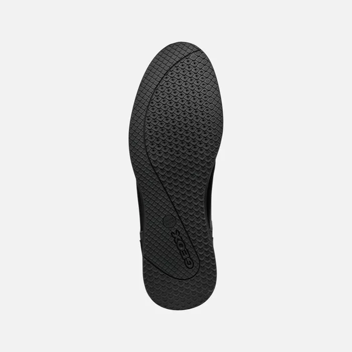 Man Geox Sneakers AVERY MAN Black Low Top Sneakers Black
