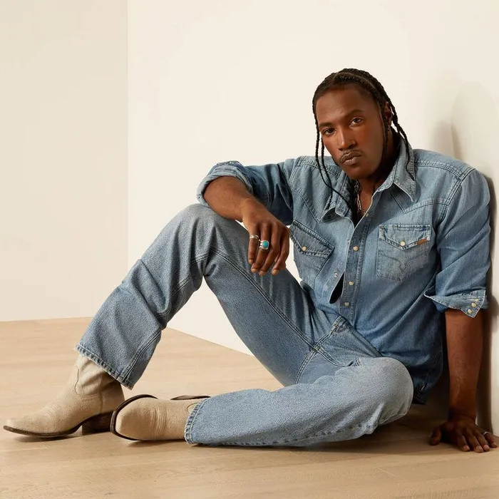 Men Button Down Shirts Ariat Everybody039s Yellowstone Weekly Denim Shirt Light Wash Men Button Down Shirts Ariat Everybody039s Yellowstone Weekly Denim Shirt Light Wash
