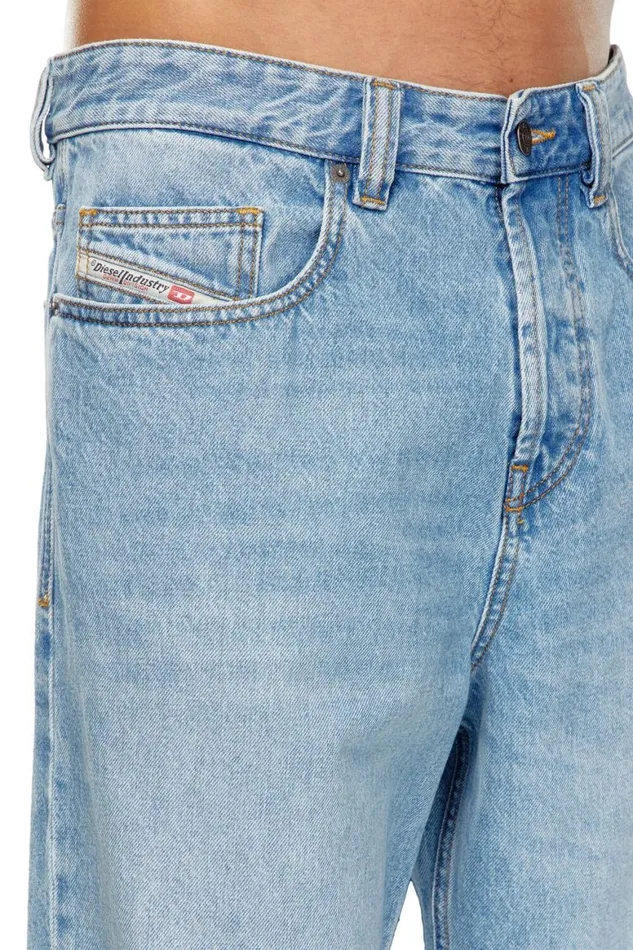 Men Diesel Jeans Relaxed Jeans 2001 DMacro 09I29 Light Blue Men Diesel Jeans Relaxed Jeans 2001 DMacro 09I29 Light Blue