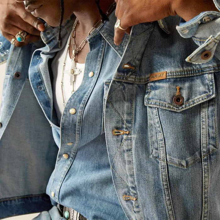 Men Jackets and Vests Ariat Everybody039s Yellowstone Hometown Denim Jacket Light Worn Out