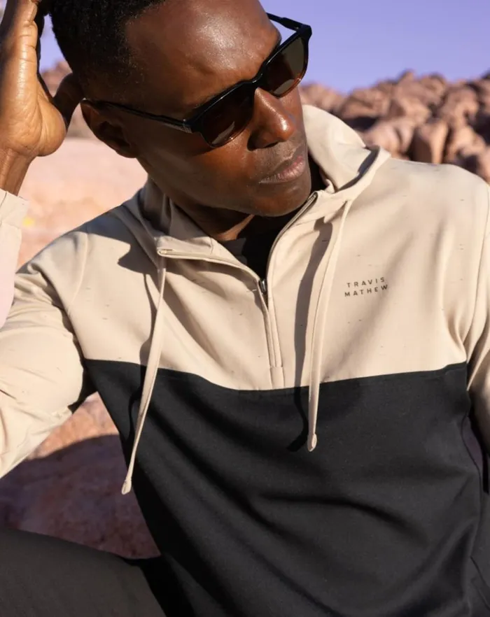Men Quarter Zips TravisMathew ROCKY SHORE QUARTER ZIP HOODIE Oxford Tan
