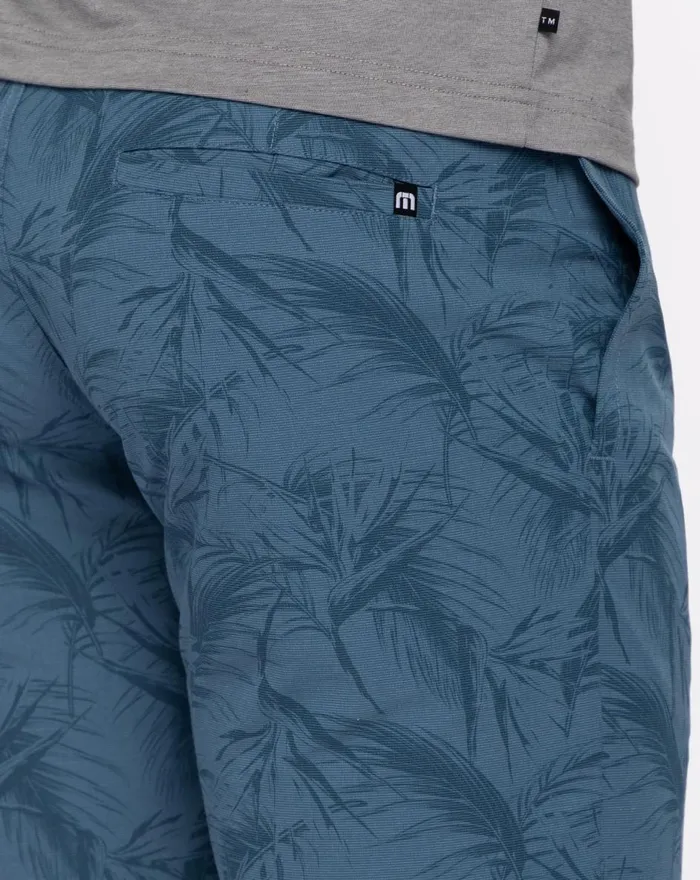 Men Shorts TravisMathew JUNGLE OASIS SHORT 9IN Heather Mid Blue Men Shorts TravisMathew JUNGLE OASIS SHORT 9IN Heather Mid Blue