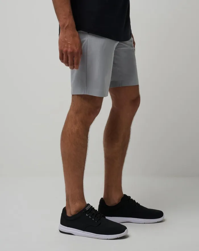 Men Shorts TravisMathew KITE SURFER SHORT 9IN Heather Light Grey Men Shorts TravisMathew KITE SURFER SHORT 9IN Heather Light Grey