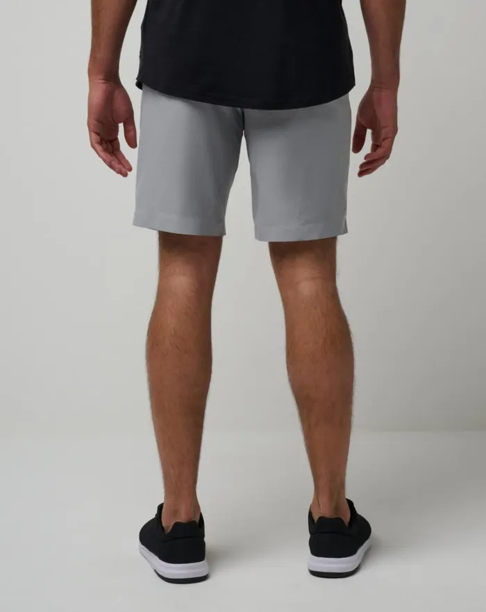 Men Shorts TravisMathew KITE SURFER SHORT 9IN Heather Light Grey Men Shorts TravisMathew KITE SURFER SHORT 9IN Heather Light Grey