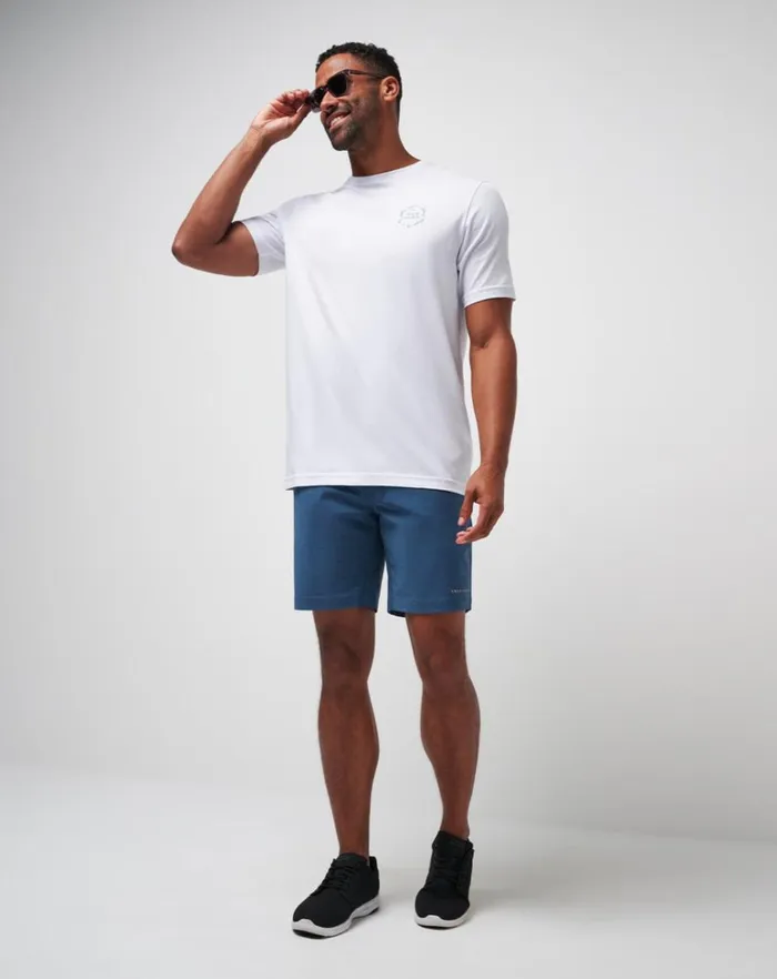 Men Shorts TravisMathew TECH CHINO SHORT 8IN Dark Teal Tiki Men Shorts TravisMathew TECH CHINO SHORT 8IN Dark Teal Tiki