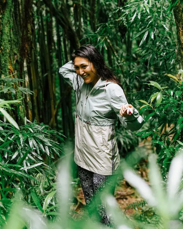Passenger Clothing Nimbin Recycled Full Zip Water Resistant Jacket Pistachio Women Activewear