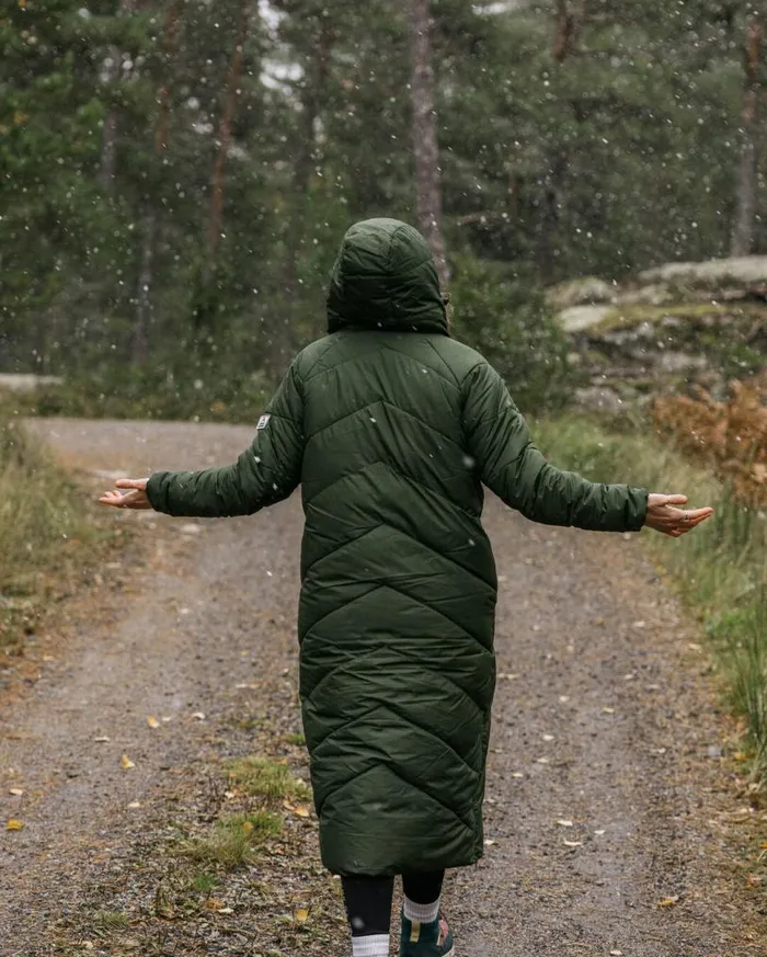 Passenger Clothing Tasman Recycled 20 Long Insulated Jacket Fir Tree Women Jackets