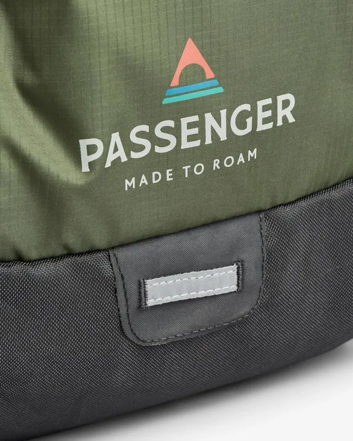 Passenger Clothing Track Recycled 20L Backpack Fir Tree WomenMen Backpacks and Bags