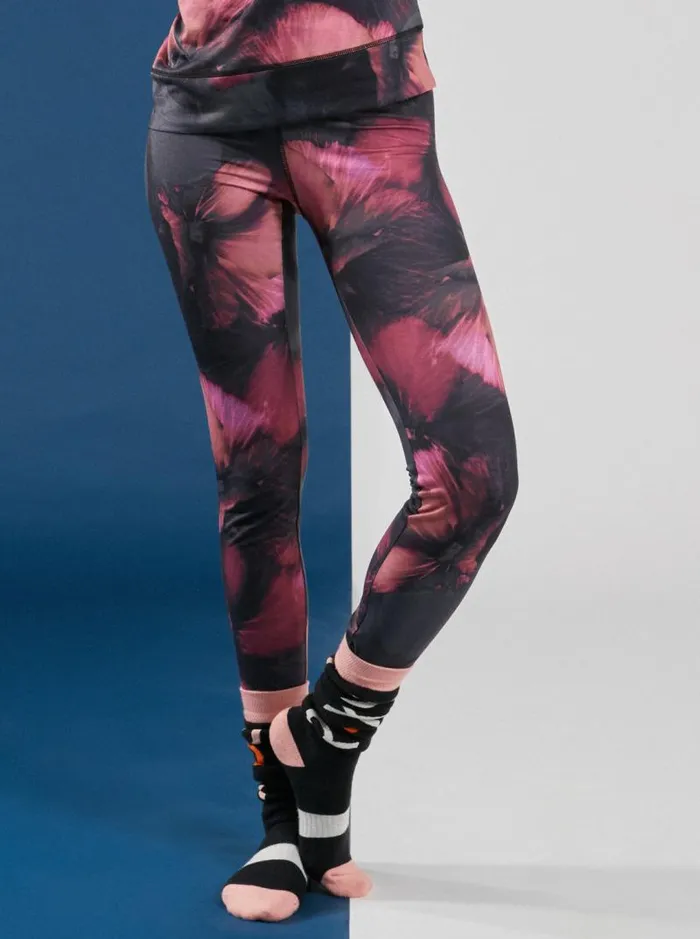 Roxy Pants and Jeans Daybreak Technical Base Layer Leggings True Black Pansy Pansy 8211 Women