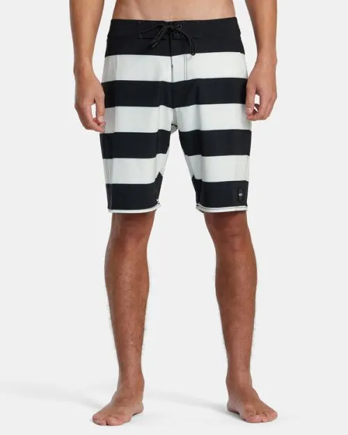 Rvca VA Boardshorts 19034 Blackwhite Men Boardshorts