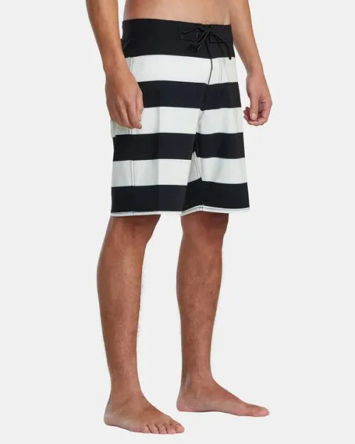 Rvca VA Boardshorts 19034 Blackwhite Men Boardshorts