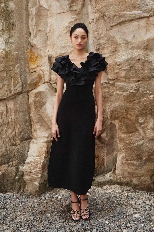 Transcendent Ruffle Midi Dress Black Women Aje Black Dresses