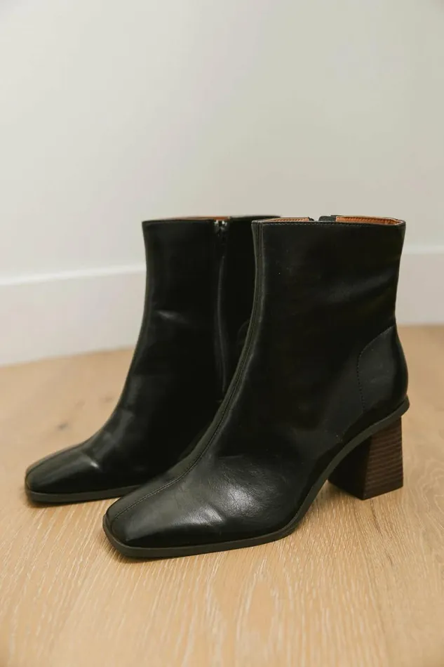 Vera Ankle Boots In Black Black Women Bohme Shoes