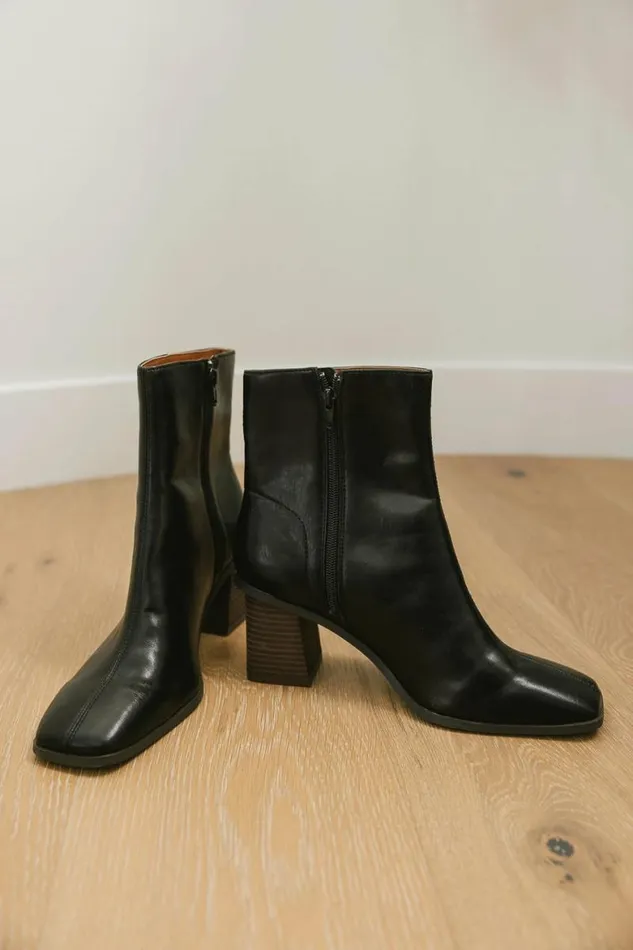 Vera Ankle Boots In Black Black Women Bohme Shoes
