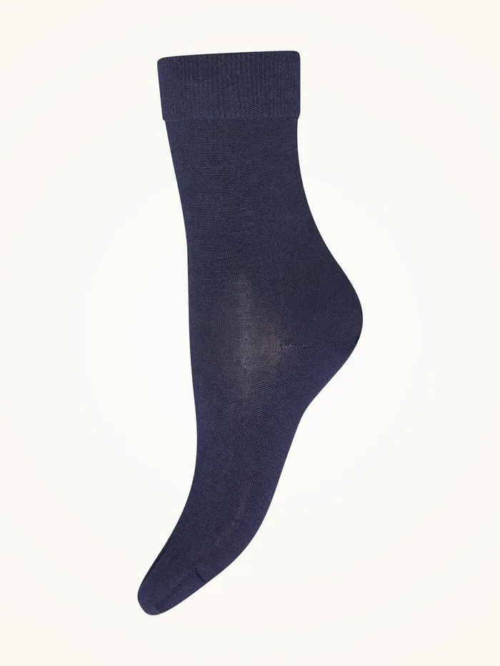 Wolford Socks Cashmere Silk Socks Navy 8211 Women