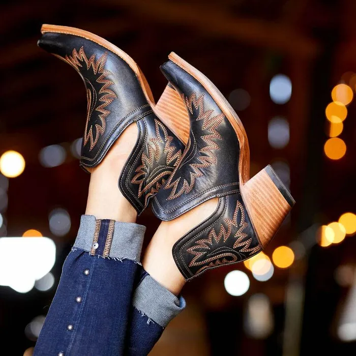 Women Booties Ariat Dixon Bootie Brooklyn Black
