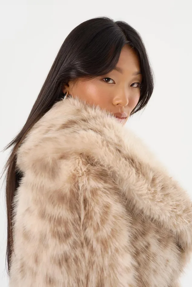 Women DANIKA LEO Faux Fur Crop Jacket Beige Leopard LAMARQUE Faux Fur Women DANIKA LEO Faux Fur Crop Jacket Beige Leopard LAMARQUE Faux Fur