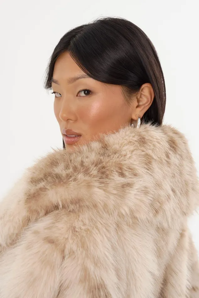 Women DANIKA LEO Faux Fur Crop Jacket Beige Leopard LAMARQUE Faux Fur Women DANIKA LEO Faux Fur Crop Jacket Beige Leopard LAMARQUE Faux Fur