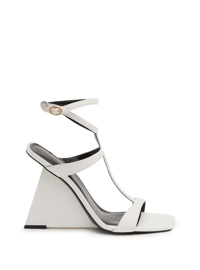 Women Heels GUESS White Bacio High Heels Women Heels GUESS White Bacio High Heels