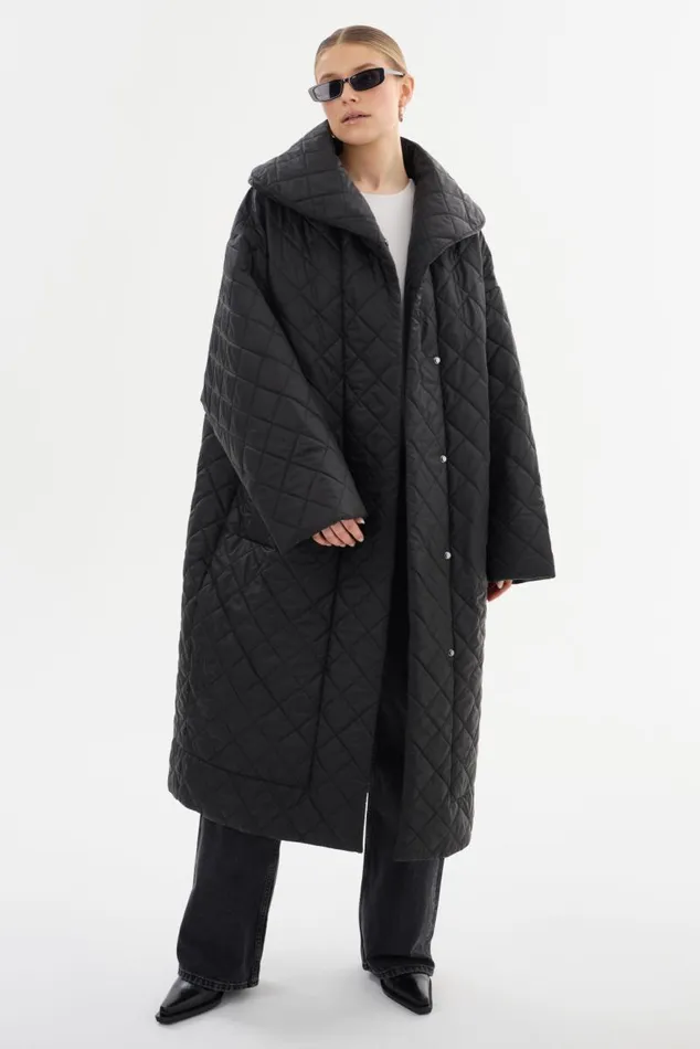 Women HENDRIKA Oversized Quilted Coat Black LAMARQUE Puffers