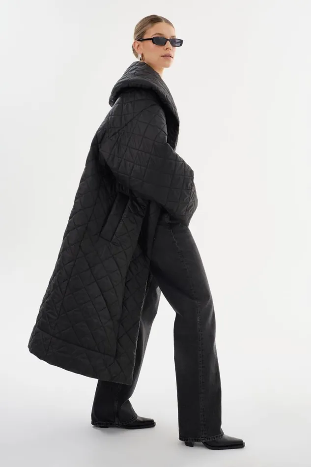 Women HENDRIKA Oversized Quilted Coat Black LAMARQUE Puffers Women HENDRIKA Oversized Quilted Coat Black LAMARQUE Puffers