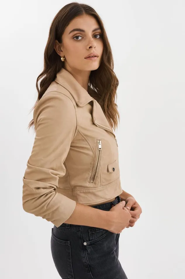 Women JANIKA Cropped Leather Biker Jacket Wheat LAMARQUE Leather Jackets Women JANIKA Cropped Leather Biker Jacket Wheat LAMARQUE Leather Jackets