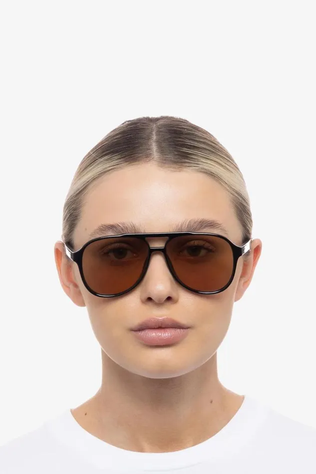 Women LE SPECS Tragic Magic Aviator Sunglasses Black LAMARQUE Sunglasses