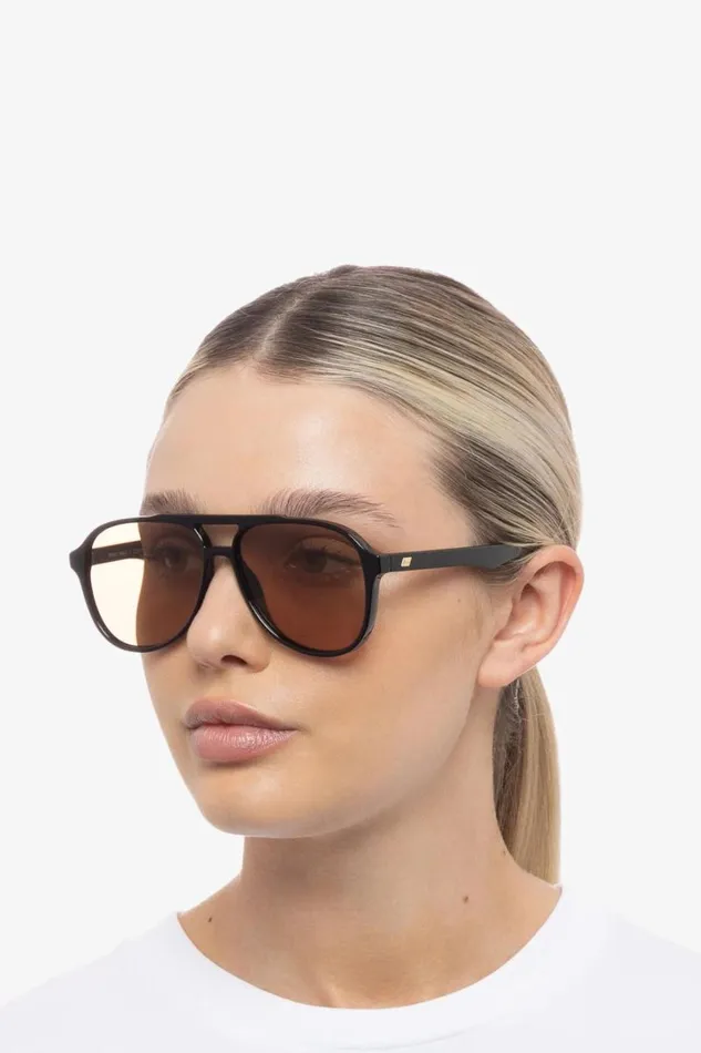 Women LE SPECS Tragic Magic Aviator Sunglasses Black LAMARQUE Sunglasses