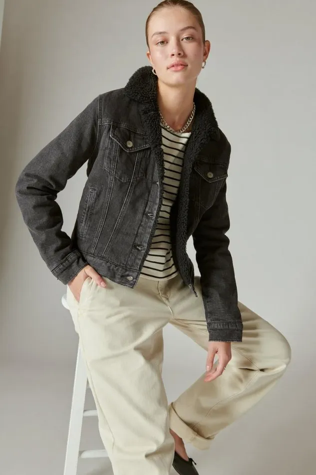 Women Lucky Brand Jackets and Outerwear Faux Shearling Lined Denim Trucker Jacket Black Hole